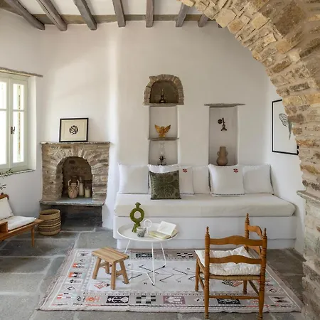 Holiday home Tzitzikey House Tinos