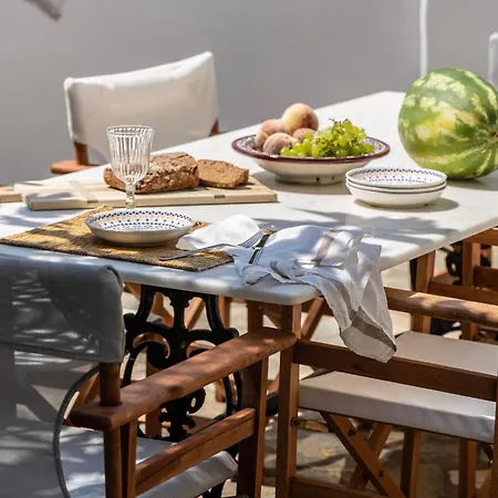 Tzitzikey House Tinos