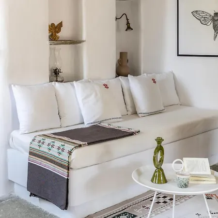 Tzitzikey House * Tinos