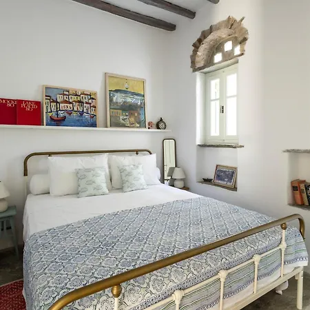 Tzitzikey House * Tinos